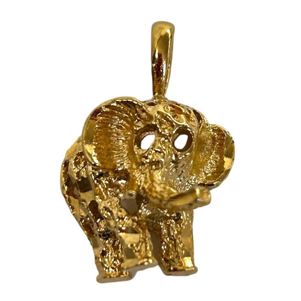 Small Goldtone Elephant Pendant‎ Charm Pierced Design .75" Drop